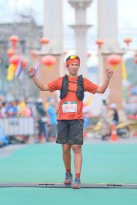 BIB: 5016
                            <button type="button" onclick="openModal(21763904)" class="btn btn-primary btn-sm float-right btn-popup" data-toggle="modal" data-target=".modal-high-quality">
                        <i class="fas fa-shopping-cart"></i> Add to Cart
                    </button>
                                            <button type="button" onclick="isThisMe(21763904, true)" class="btn btn-success btn-sm float-right btn-popup btn-isme hidden" data-toggle="tooltip" data-placement="bottom" title="นี่คือรูปของคุณใช่ไหม คลิกที่นี่เพื่อเอาเข้าอัลบั้ม">
                        <i class="fas fa-plus"></i> Add to album
                    </button>
                    <button type="button" onclick="isThisMe(21763904, false)" class="btn btn-warning btn-sm float-right btn-popup btn-isnotme hidden">
                        <i class="fas fa-ban"></i> Remove from album
                    </button>